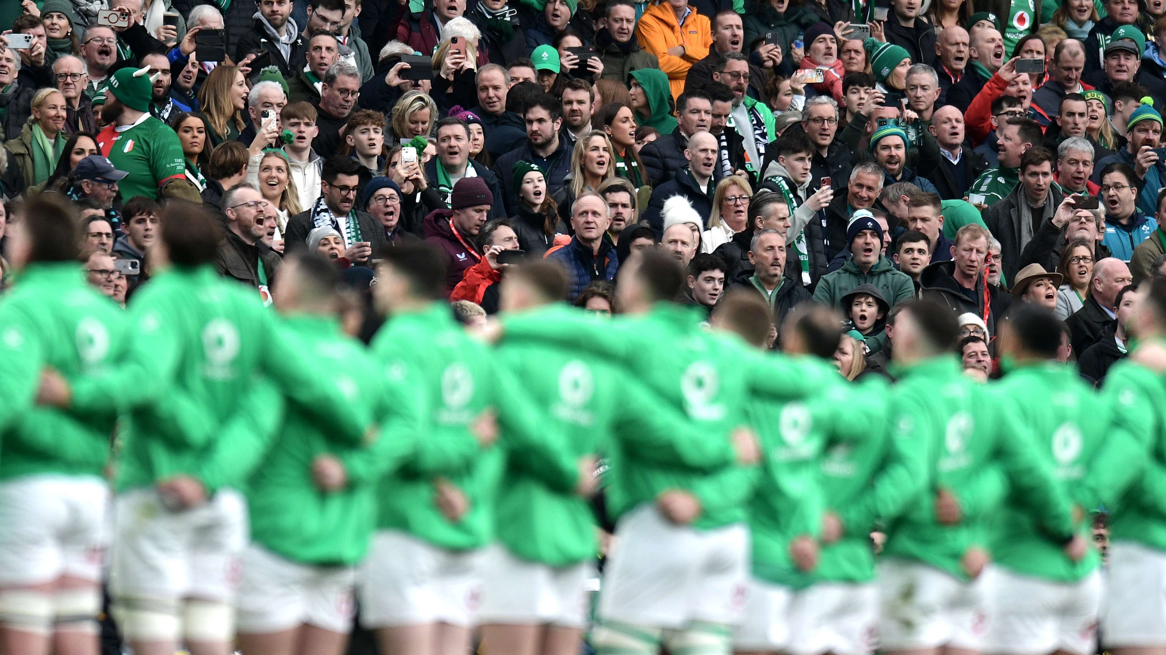 所以引人注 所以引人注